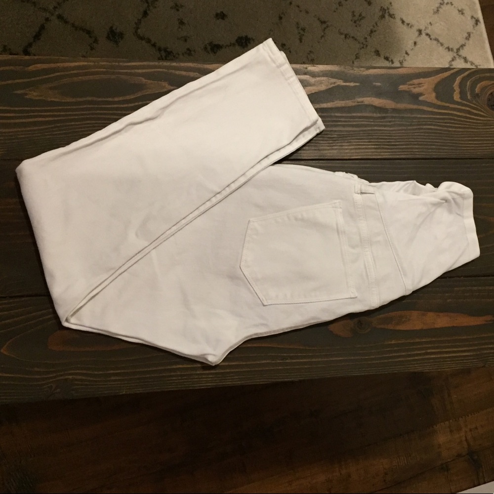 GAP skinny white maternity jeans